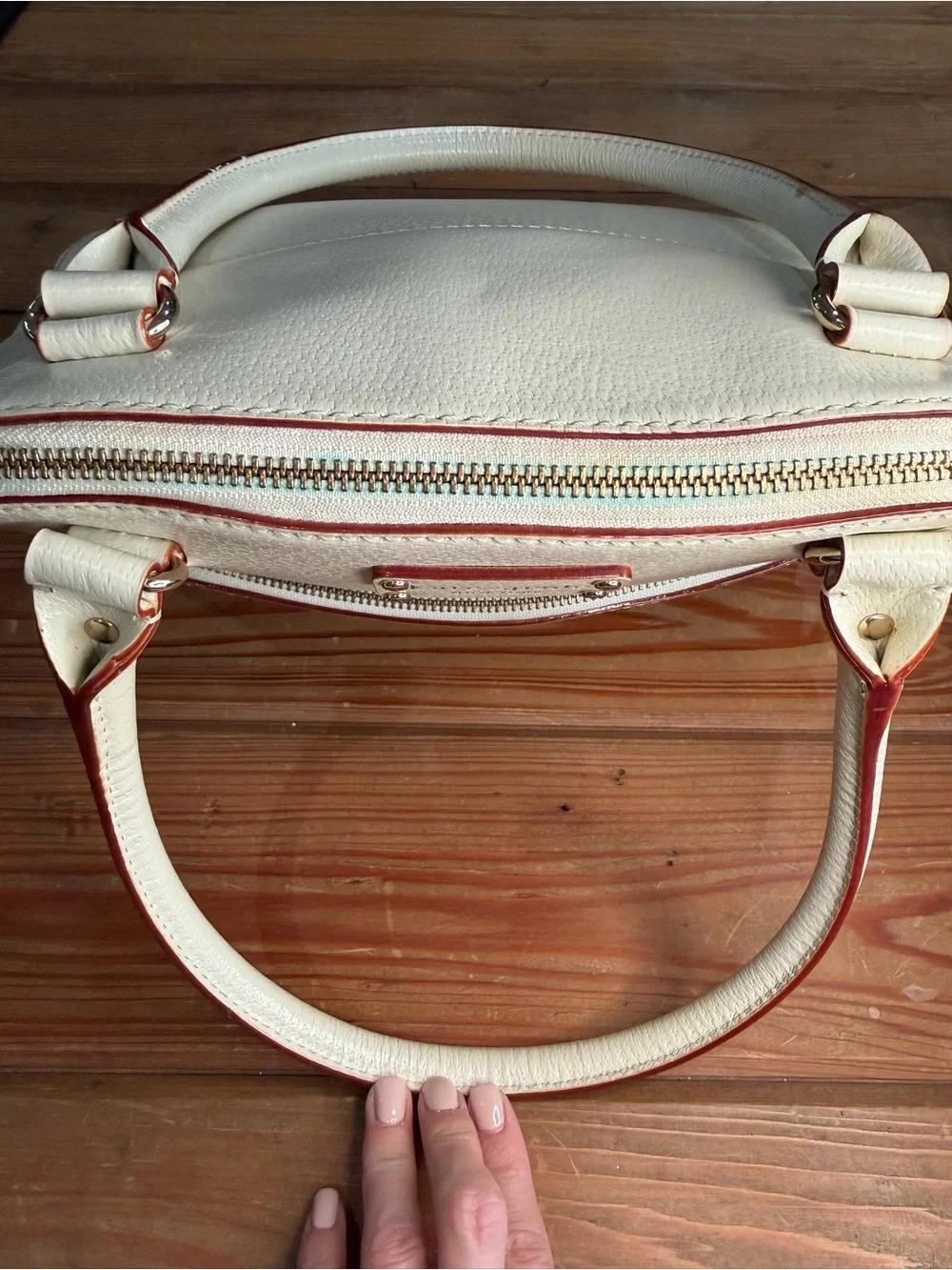 Kate Spade New York Pebbled Leather Purse Cream Top Handle Front Zip Pocket Bag